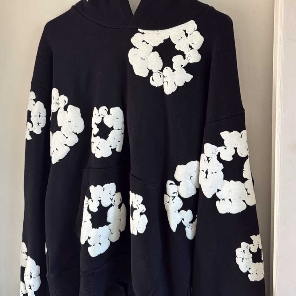 Denim Tears Black and White Wreath Hoodie